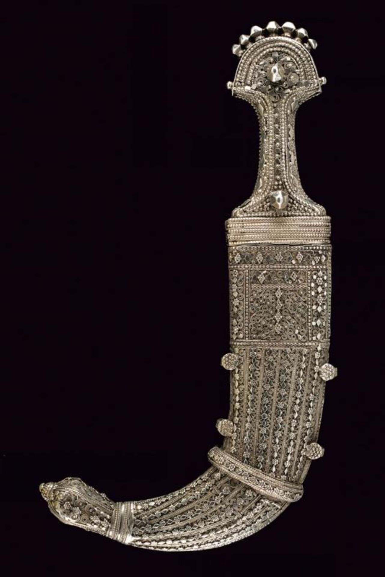 A silver mounted Jambiya - Image 2 of 8