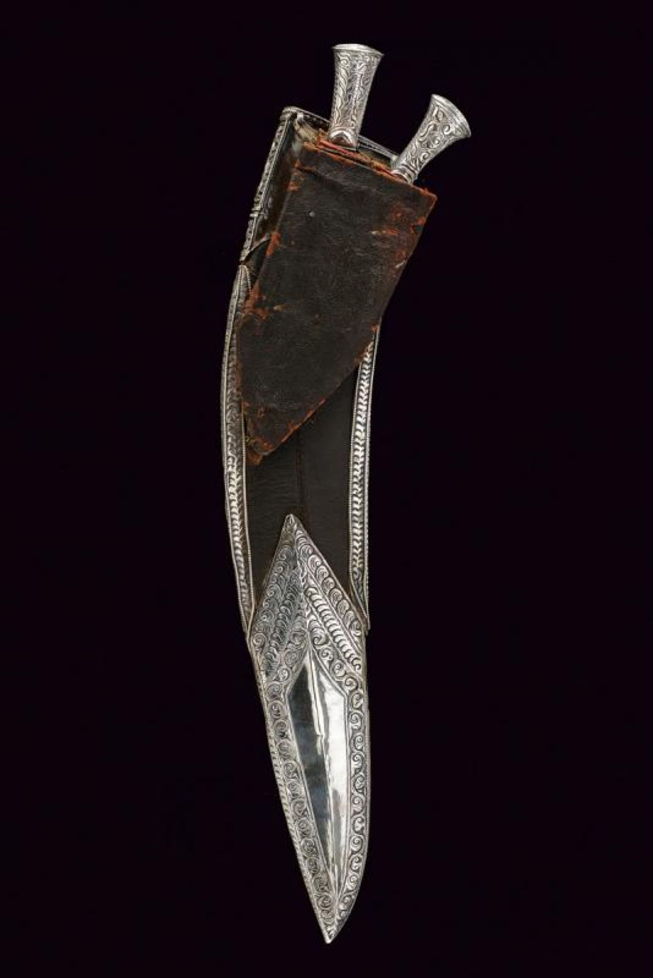 An exceptional silver mounted kukri - Image 7 of 13