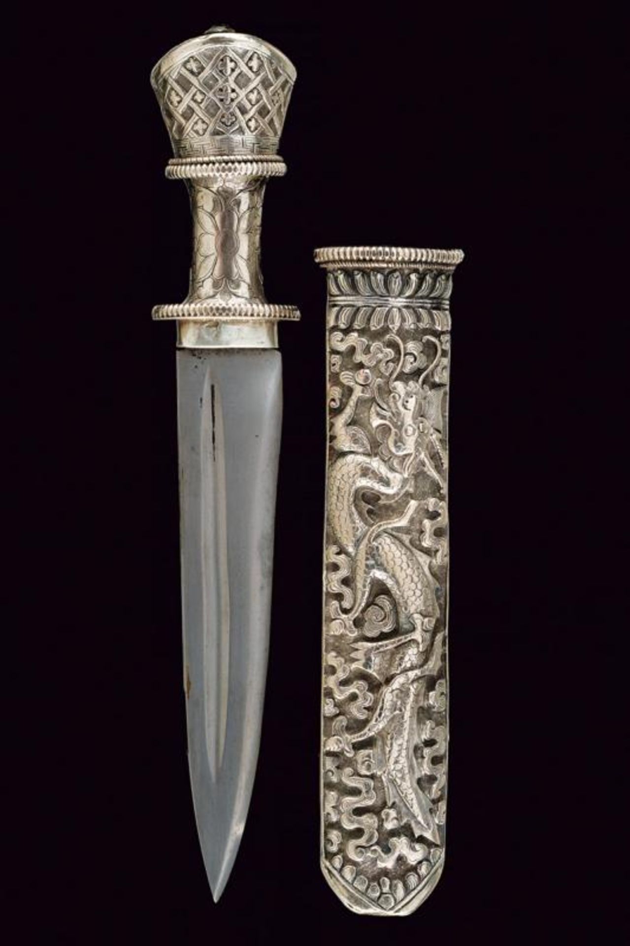 A beautiful silver mounted knife - Image 6 of 6
