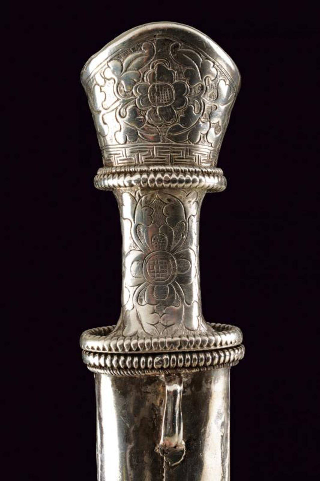 A beautiful silver mounted knife - Image 5 of 6