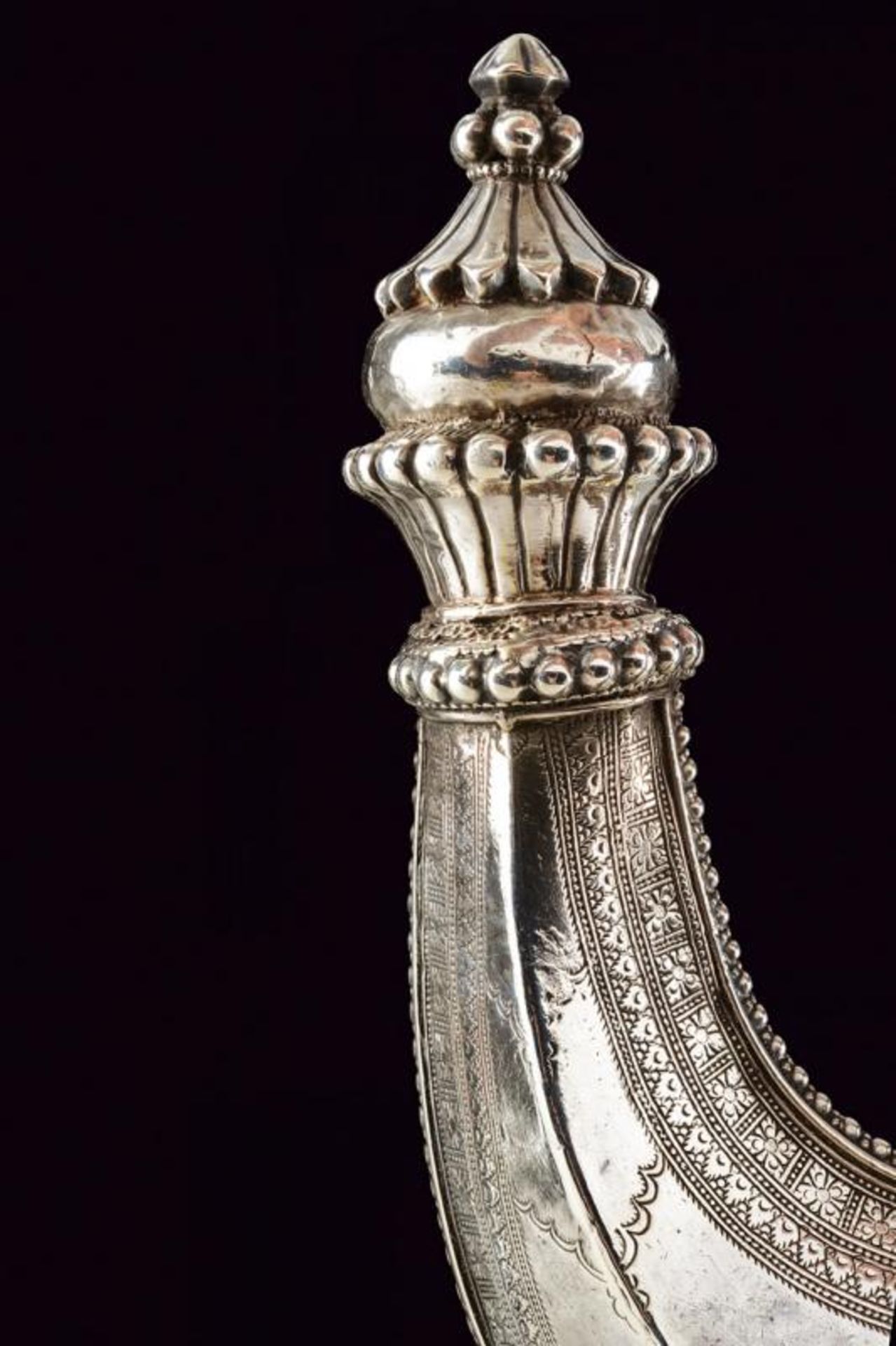 A silver mounted Jambiya - Image 6 of 8