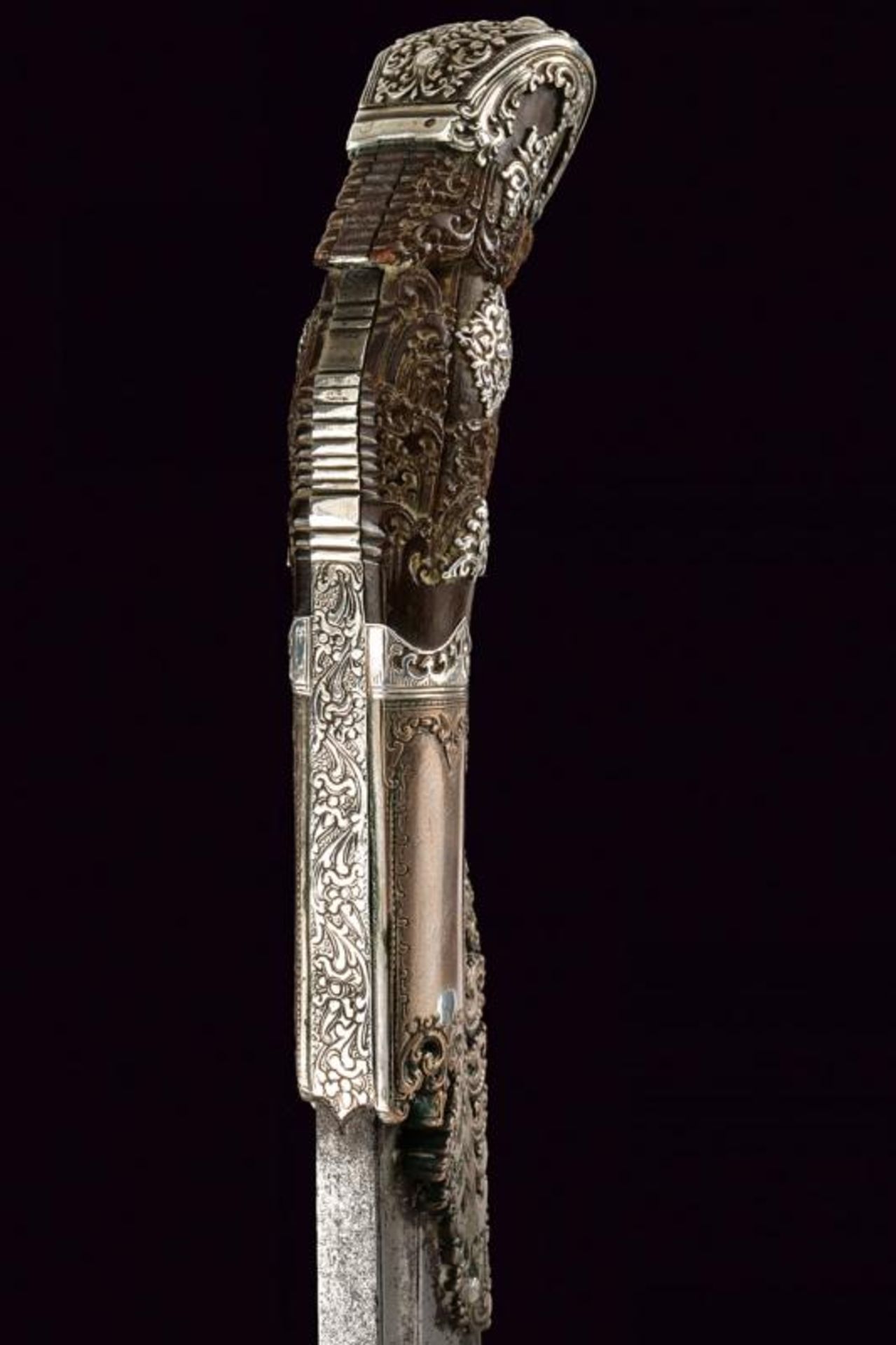 A beautiful silver mounted Piha-kaetta - Image 2 of 8