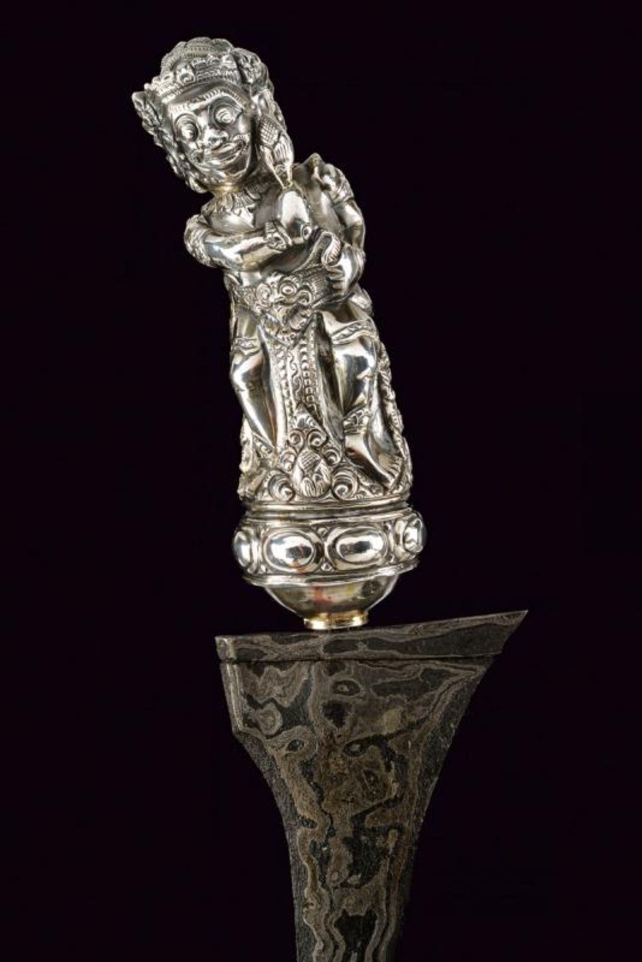A beautiful silver mounted kris - Bild 8 aus 11