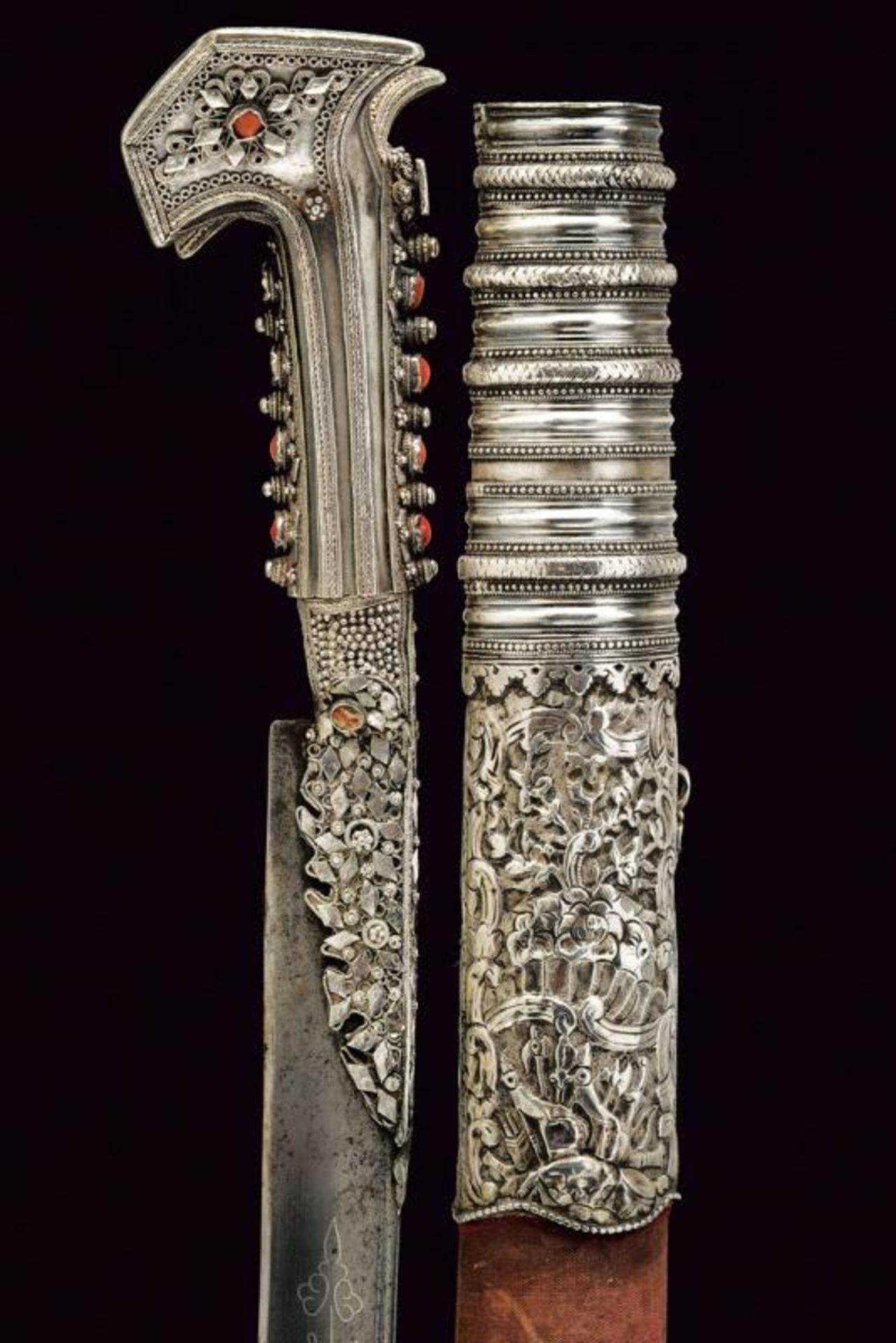 An exceptional silver mounted yatagan - Bild 3 aus 11