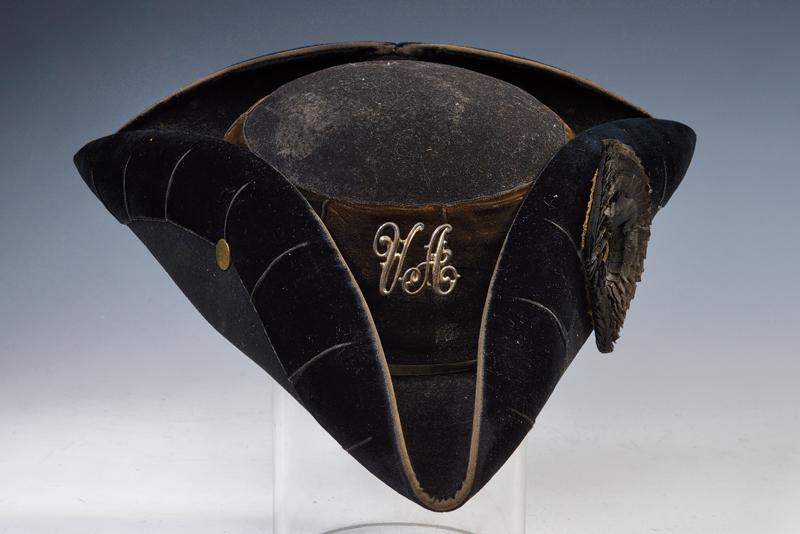 A Virginia tricorne hat - Image 2 of 7