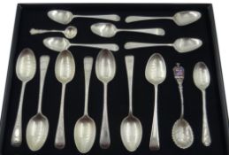 Set of six silver teaspoons London 1900, various other spoons hallmarked approx 6.