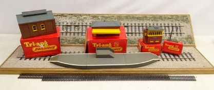 Tri-ang OO Gauge Complete Station Set, Signal Box, Water Crane and Engine Shed,