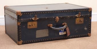 Vintage travelling trunk, hinged lid, W71cm, H31cm,