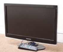 Samsung P2270HD television with remote,