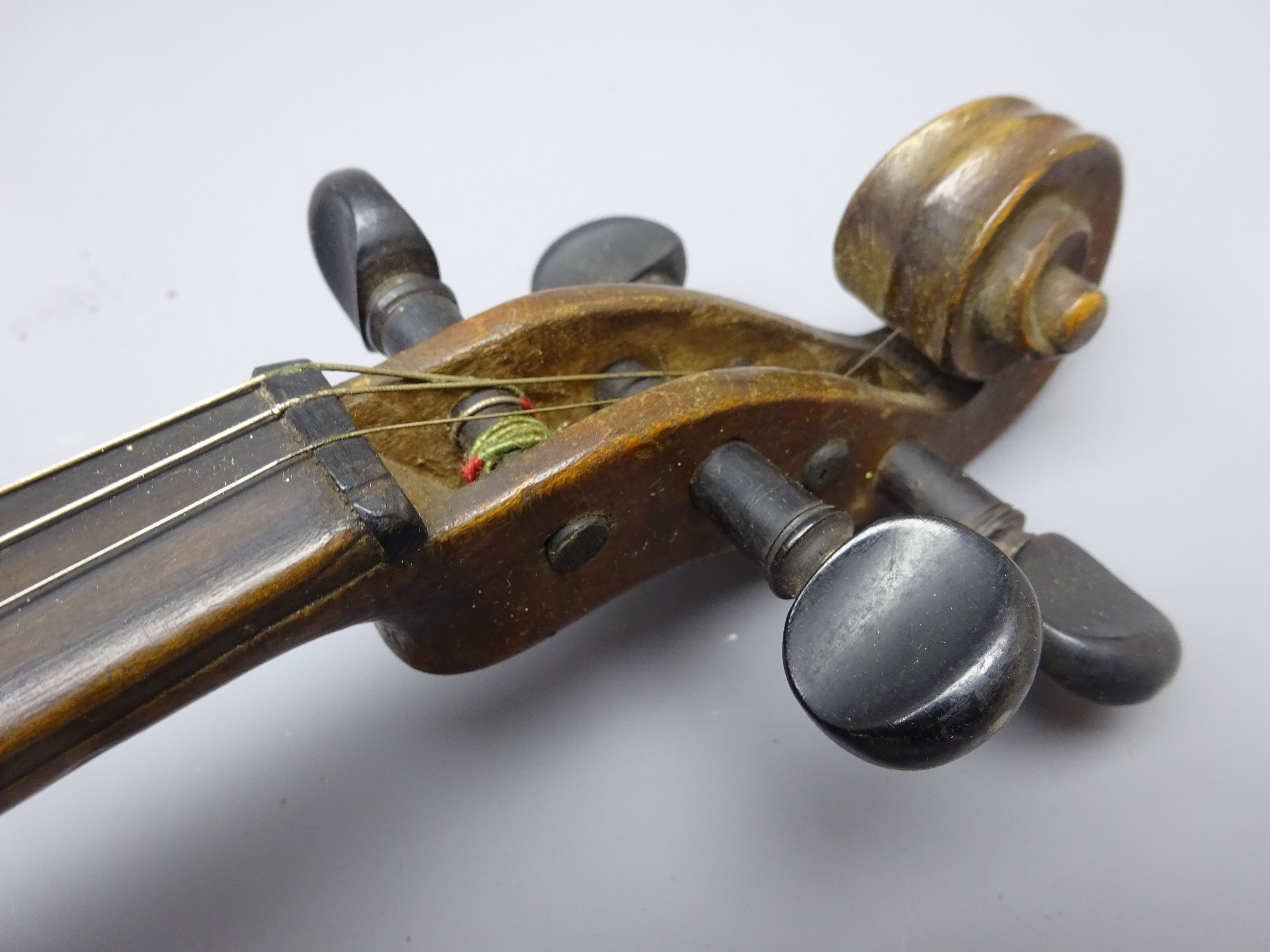 Late 19th century German violin c1880 with 35.5cm two-piece maple back and ribs and spruce top, L58. - Image 5 of 9