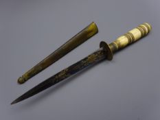 19th century American Midshipman's dirk 13cm blued steel tapering blade with gilt stars & stripes,