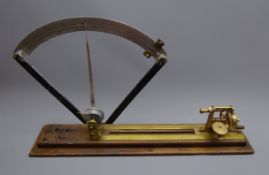 Brass cotton mill yarn tester, adjustable bed with alloy scale on mahogany base, L68cm,