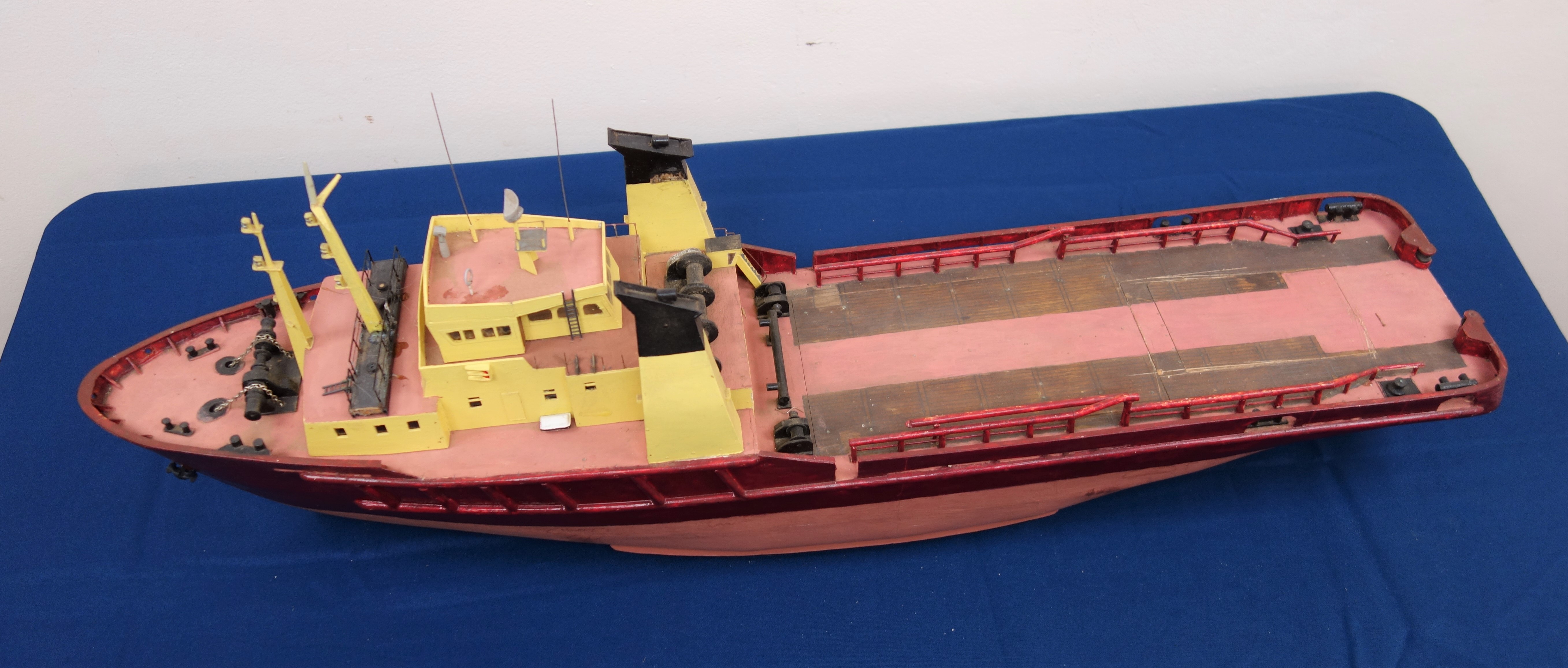 Scale model of the Offshore Supply Ship Seaforth, L90cm, - Image 4 of 5