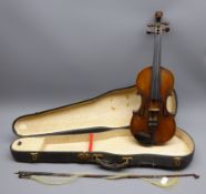 Late 19th century German violin with lion mask carved head, 35.