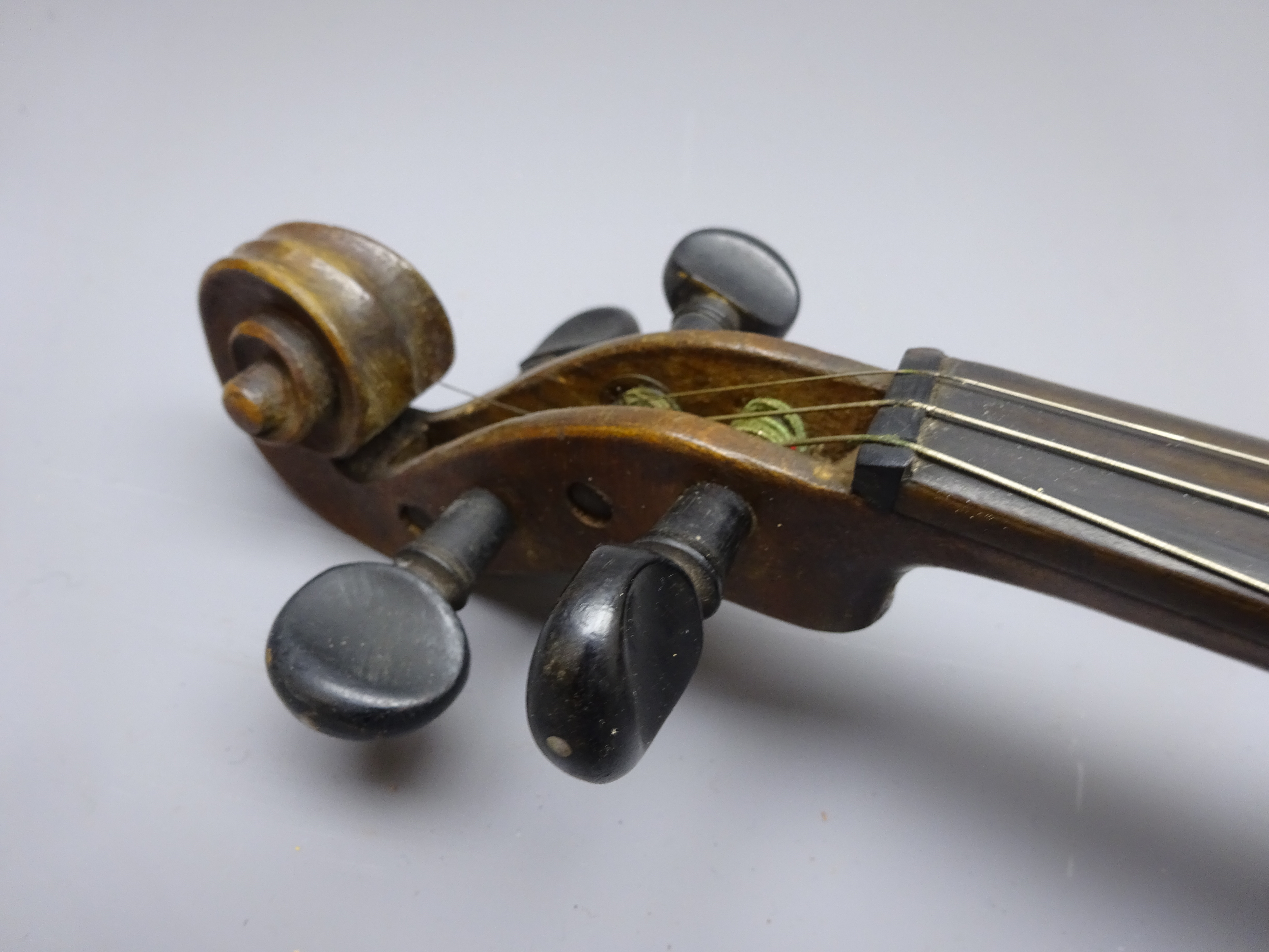 Late 19th century German violin c1880 with 35.5cm two-piece maple back and ribs and spruce top, L58. - Image 3 of 9