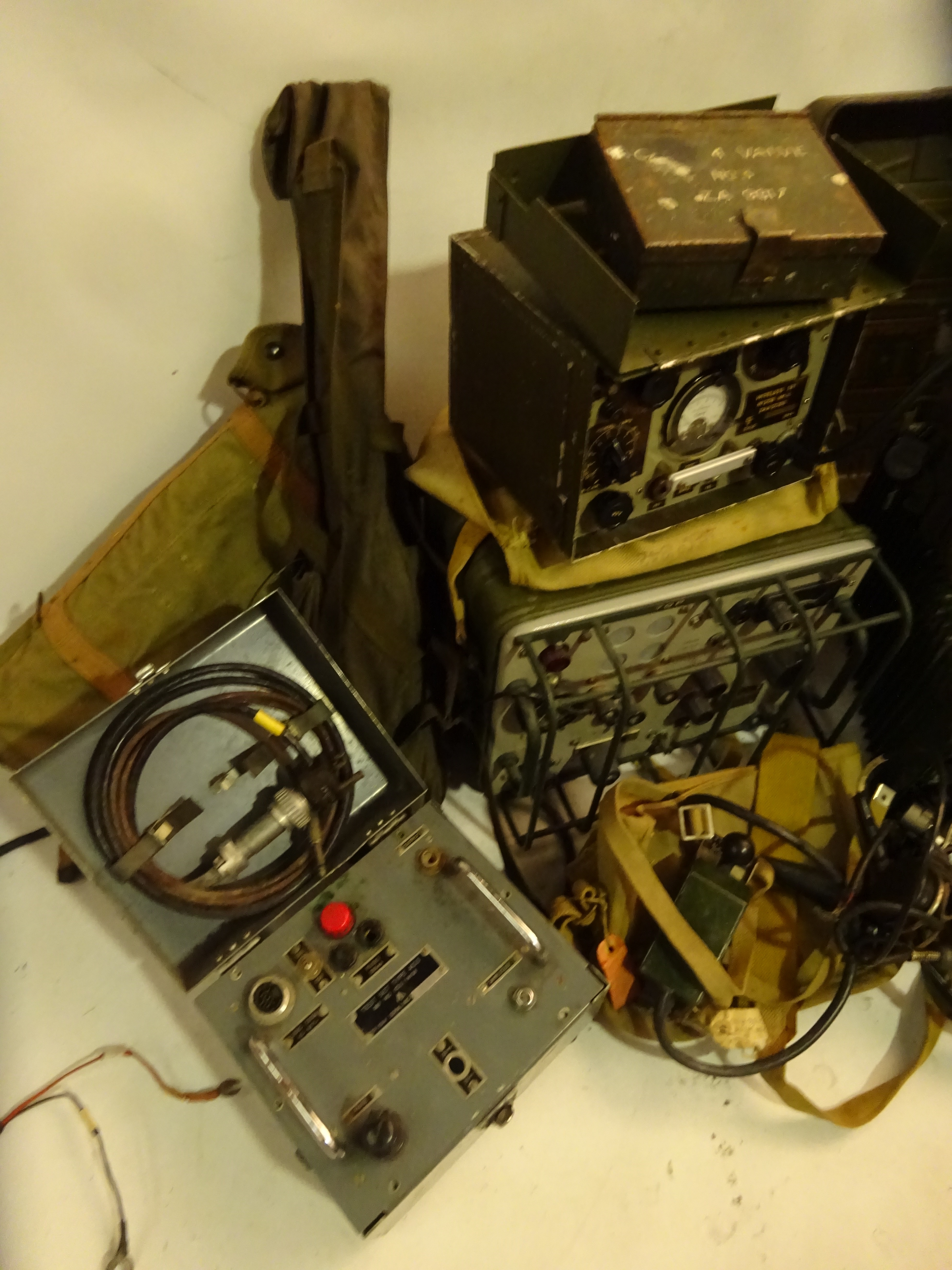 Ex-military communication equipment including Reception Set No. - Image 2 of 3