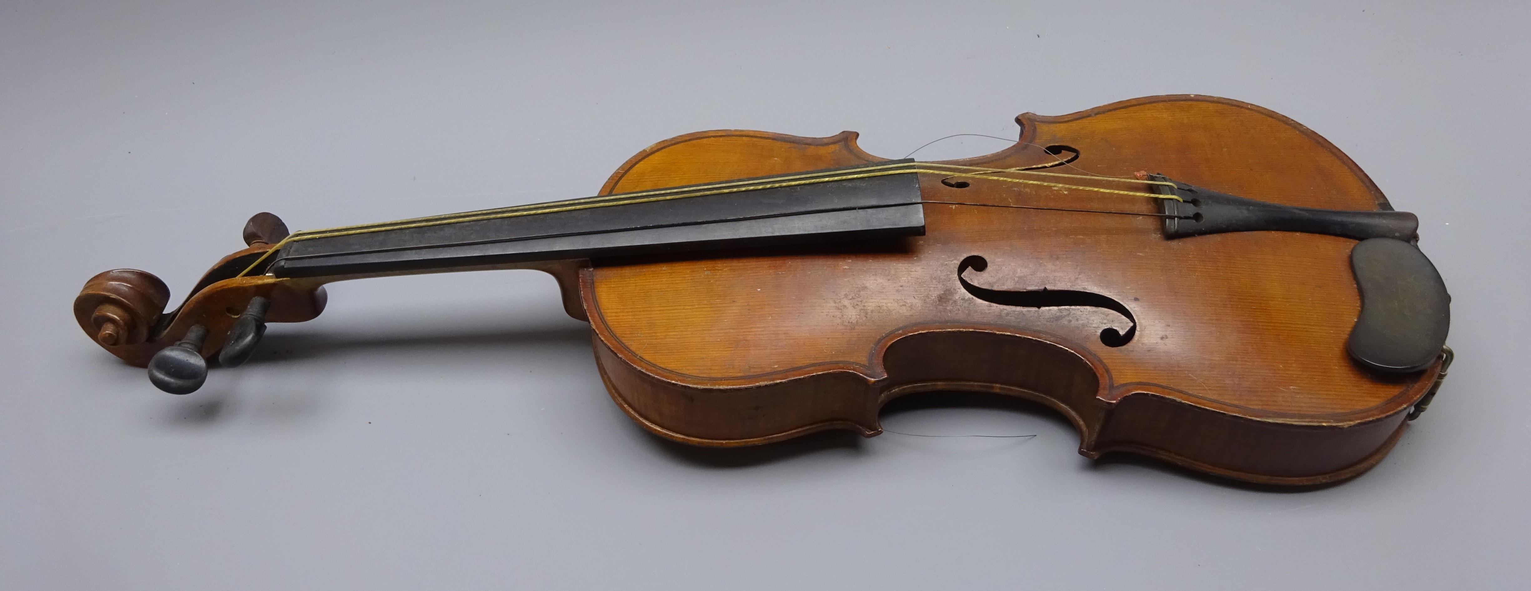 Early 20th century Saxony three-quarter size violin c1900 with 33. - Image 4 of 13