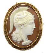 Victorian gold mounted cameo depicting a Roman soldier Condition Report Gold tested