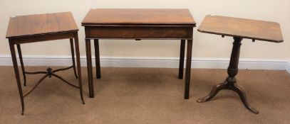 19th century mahogany tea table, folding top, moulded supports (W92cm, H72cm,