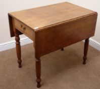 20th century medium oak drop leaf table, single drawer to end, turned supports, W91cm, H77cm,