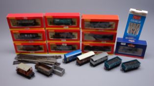 Hornby '00' gauge - nine boxed goods wagons and seven unboxed,