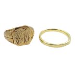 Gold signet ring and gold band, both hallmarked 9ct, approx 8.