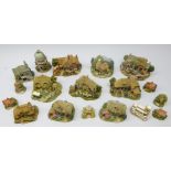 Sixteen Lilliput Lane Limited Edition cottages all boxed with deeds Condition Report