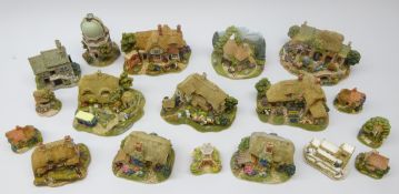 Sixteen Lilliput Lane Limited Edition cottages all boxed with deeds Condition Report