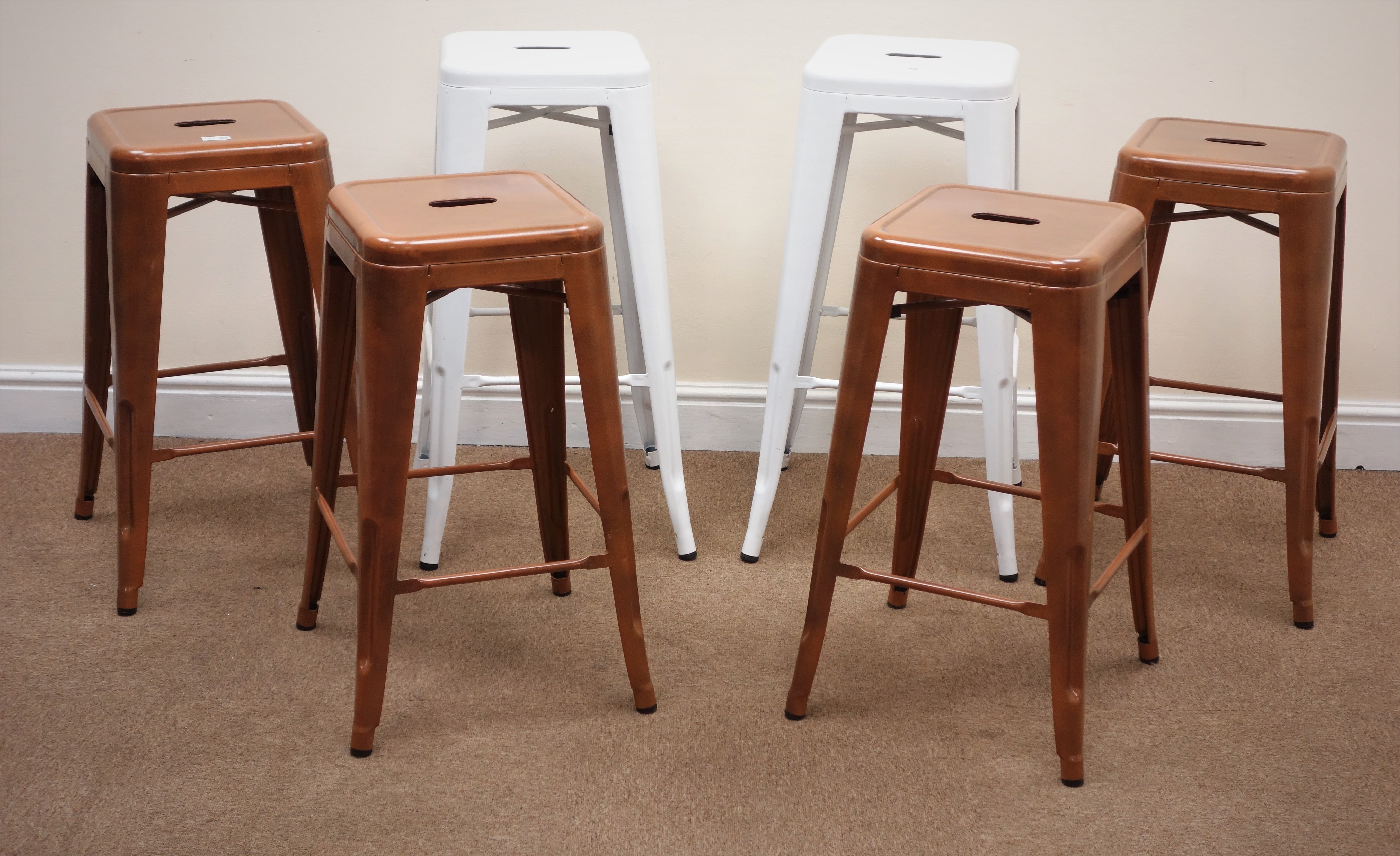 Set four industrial style metal bar stools (H67cm) and pair white stools (H76cm) (6)