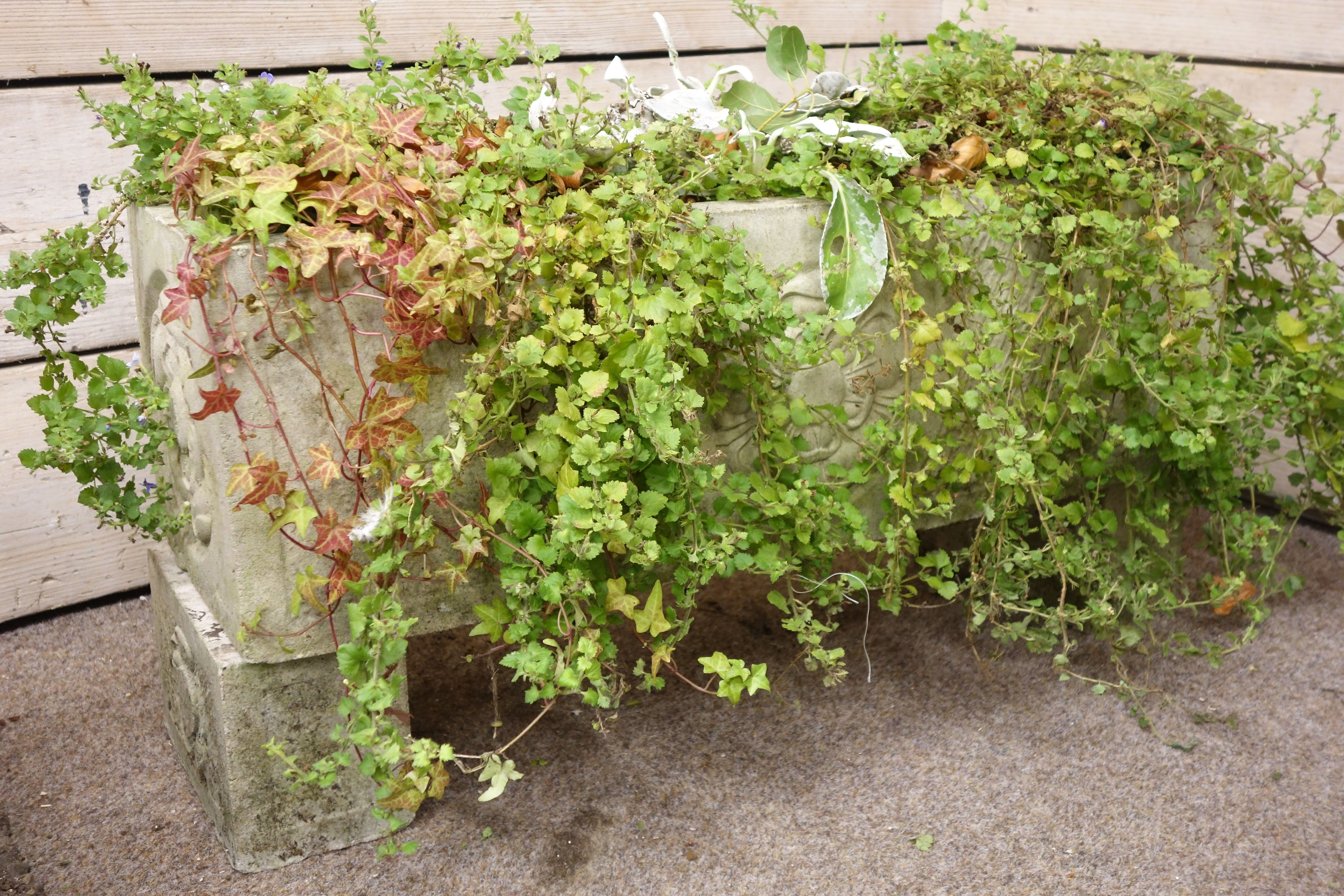 Composite stone rectangular basket weave planter, - Image 6 of 6