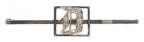 1920s 'D' diamond bar brooch 4.16gm Condition Report <a href='//www.