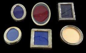 Six silver mounted freestanding miniature photograph frames hallmarked or stamped 925, 8.