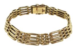 9ct gold four bar gate bracelet Birmingham 1967 Condition Report 18.