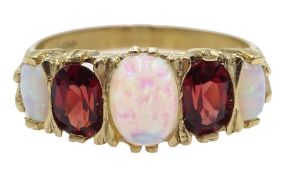 9ct gold garnet and opal ring hallmarked Condition Report 2.