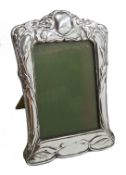 Art Nouveau silver mounted free-standing photograph frame by E Mander & Son Birmingham 1902 21cm