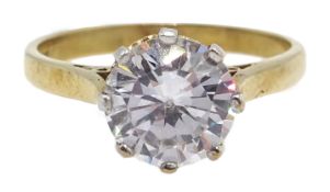 9ct gold single stone cubic zirconia ring hallmarked Condition Report size O<a