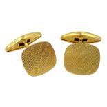 Pair of 18ct gold cufflinks stamped 750 Condition Report 7.85gm<a href='//www.