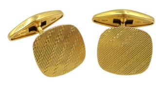 Pair of 18ct gold cufflinks stamped 750 Condition Report 7.85gm<a href='//www.