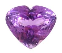 Heart shape kunzite loose stone of 23.