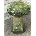 Staddle stone mushroom, D44cm, H64cm Condition Report <a href='//www.