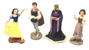 Walt Disney Classics Collection Snow White figures: Queen 'Bring back her heart',
