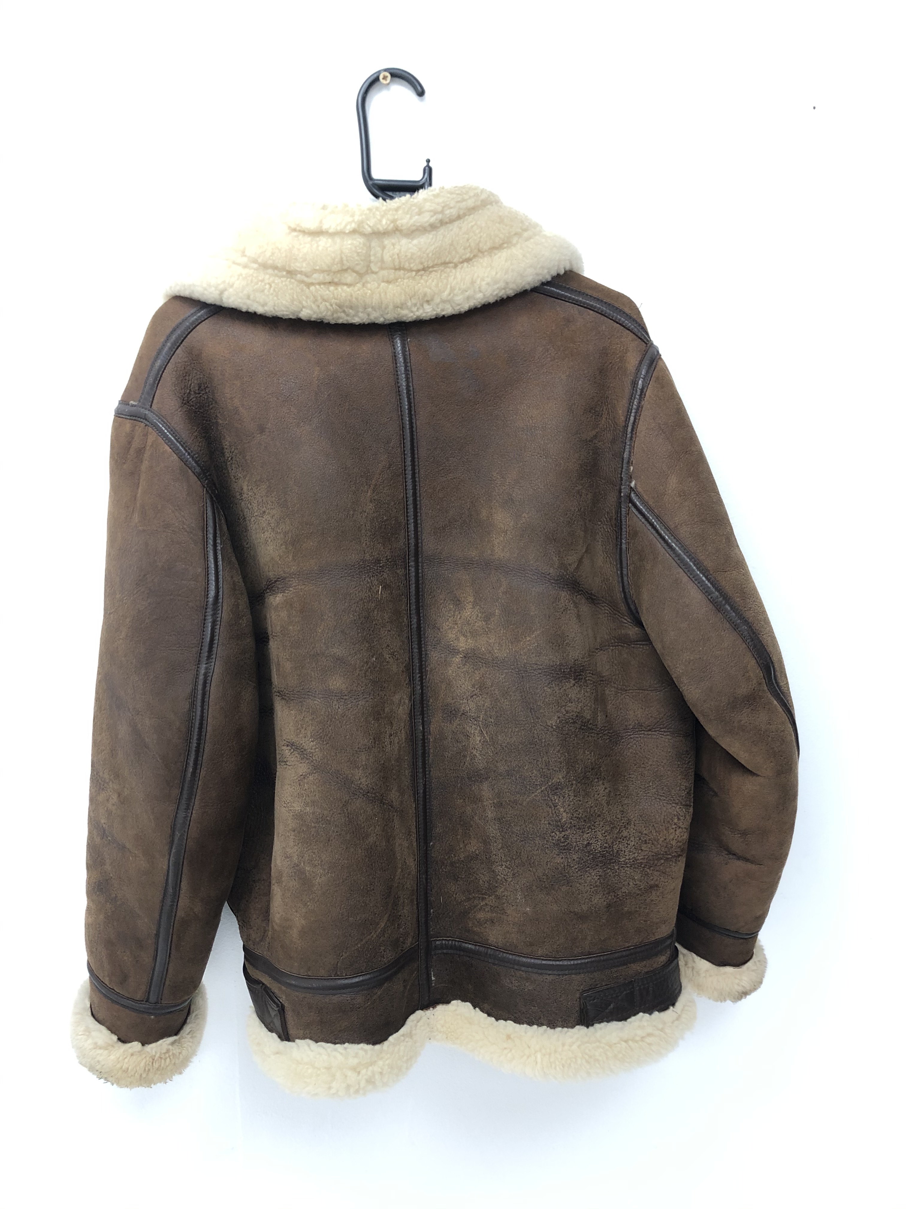 US Air Force style brown leather sheepskin lined flying type jacket, - Image 2 of 2