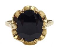 9ct gold sapphire ring hallmarked Condition Report 3.