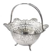 Silver basket open fretwork decoration with handle by Viner's Ltd, Sheffield 1940,