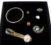 9ct gold coral ring and 9ct gold stone set cluster ring, silver marcasite ring and brooch,