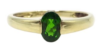 9ct gold oval green tourmaline ring, hallmarked Condition Report Approx 1.