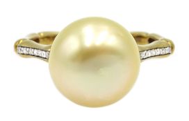 9ct gold south sea pearl ring, with diamond shoulders,