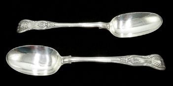 William IV silver serving spoon, Kings pattern by William Chawner II, London 1830,