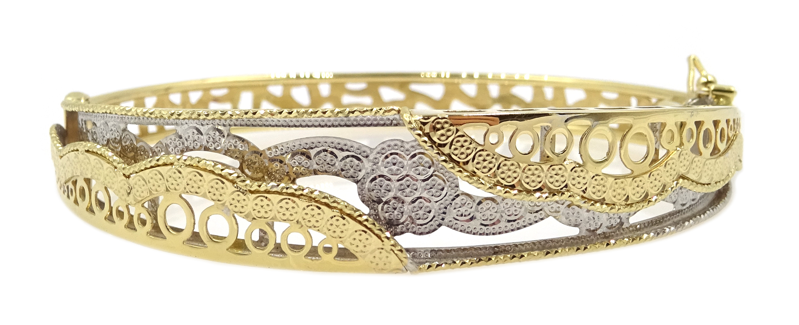 Asian 18ct white and yellow gold open work hinged bangle, stamped 750, approx 11. - Image 2 of 4