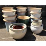 Sixteen glazed ceramic tapering flower pots and six glazed ceramic belly pots (22)